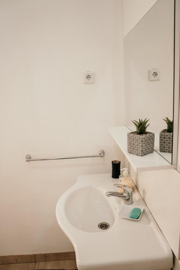 Apartmán Casa Miriam Paulis Exteriér fotografie
